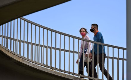 Australia: Dystans społeczny i kwarantanna zapobiegły 400 zgonom. Nie chodzi o COVID