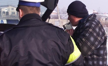 Rząd uderzy w pijanych kierowców. "To żadne zmiany"