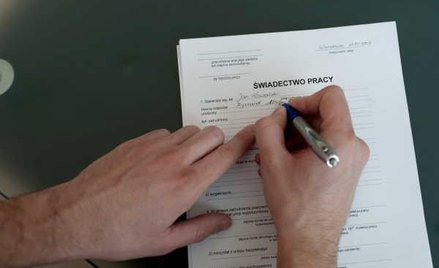 Świadectwo pracy trzeba właściwie doręczyć