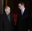 Kanclerz Niemiec Olaf Scholz i polski premier Mateusz Morawiecki
