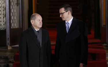 Kanclerz Niemiec Olaf Scholz i polski premier Mateusz Morawiecki