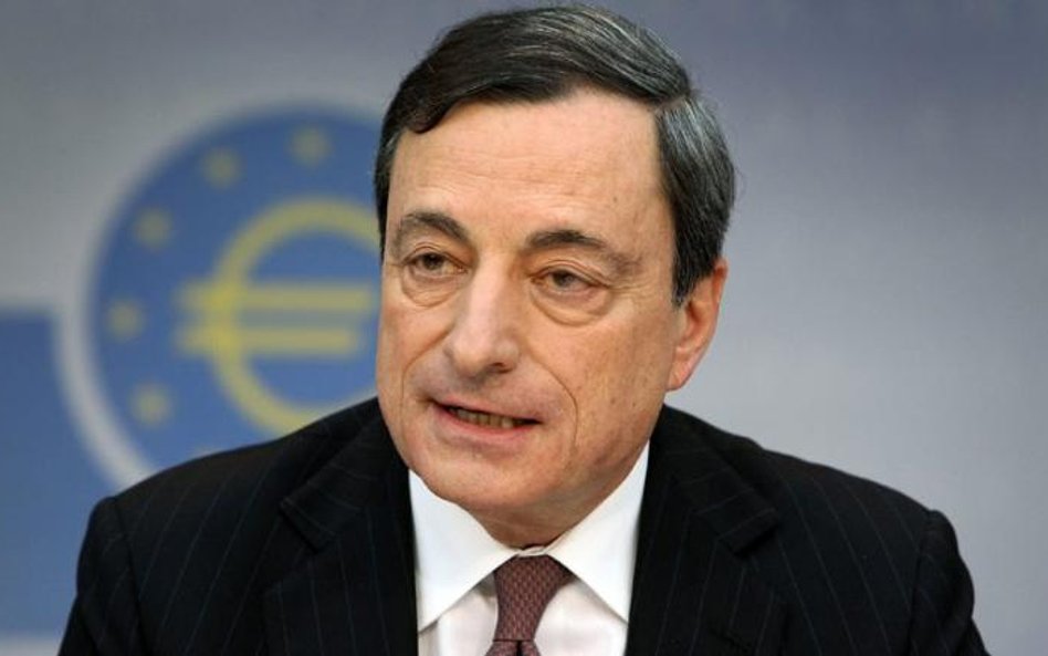 Mario Draghi, szef EBC.Krytycy ostrzegają, że EBC przez swoją bierność ryzykuje powtórzeniem błędów 