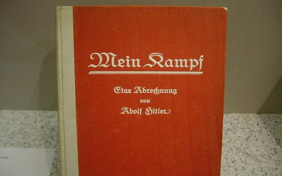 Pierwsze wydanie "Mein Kampf"