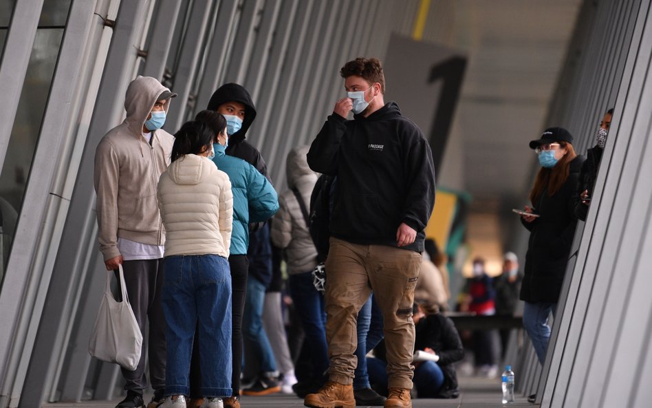 Epidemia w Polsce - raport Ministerstwa Zdrowia: 251 zakażeń koronawirusem