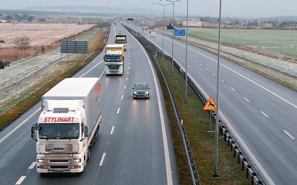 Kara za każdorazowe przekroczenie tygodniowego czasu pracy to nawet 500 zł.