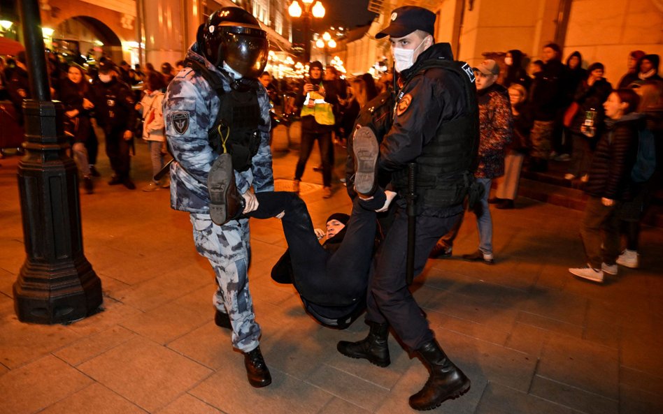 Protesty przeciwko mobilizacji w Moskwie