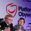 Platforma się trzyma, PiS-owi rośnie, lewicy spada