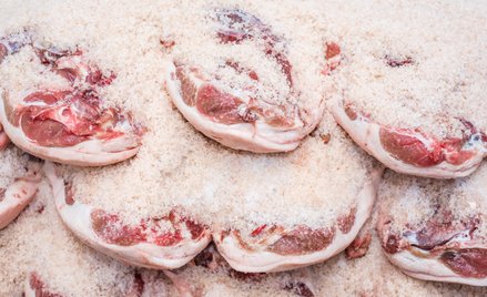 Krzysztof Kowalski: Chlebem i solą ludzie ludzi niewolą