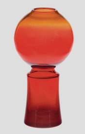 Szkła Zbigniewa Horbowego poszukiwane są przez kolekcjonerów. Od 100 zł licytowane będą niektóre prz