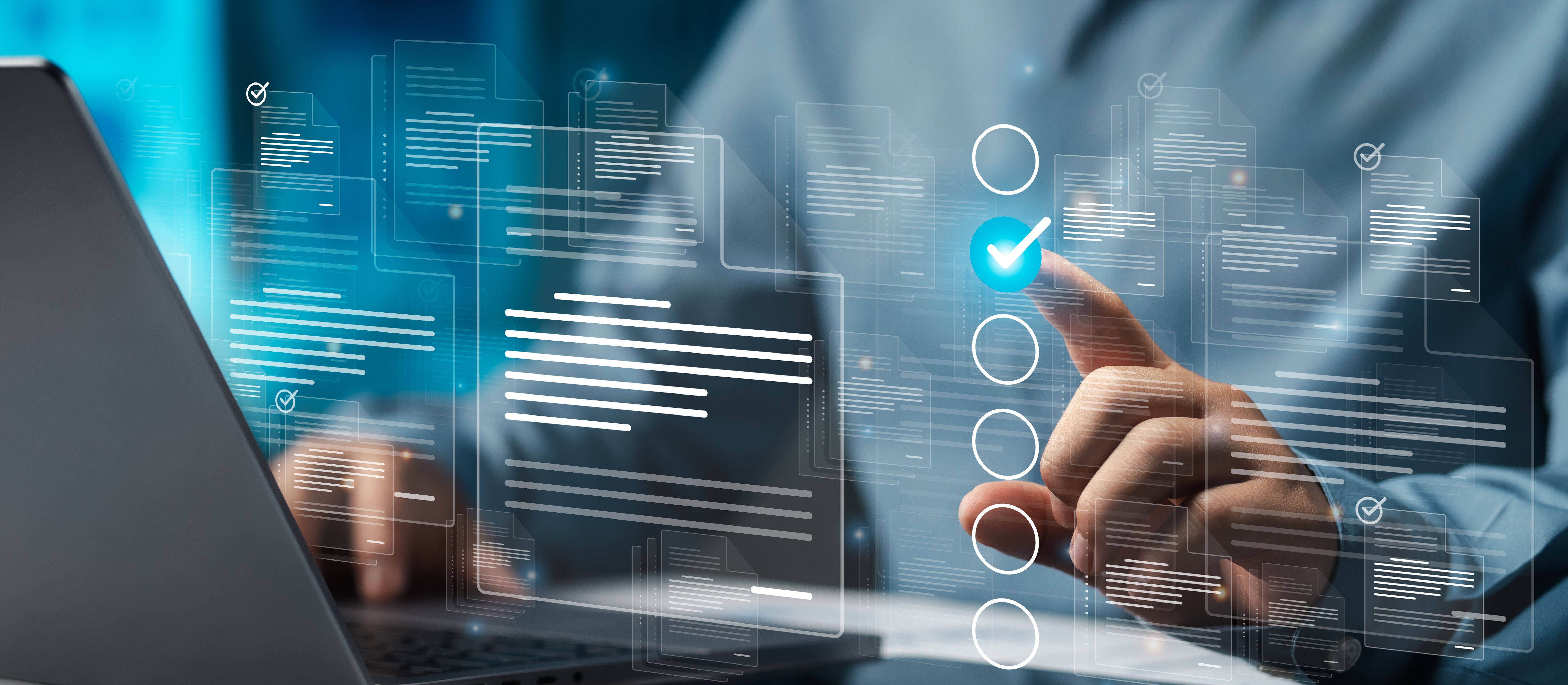 „Myśliwiec”, „cła”, „zbrodnia”? Kończy się głosowanie na Słowo Roku 2025