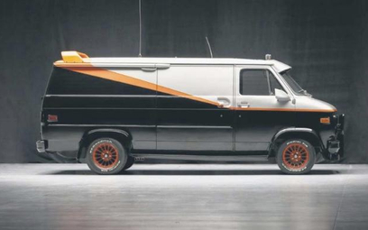 Ten Chevrolet Van jest jedną z sześciu oficjalnych replik wozu, który woził bohaterów serialu. Auto 
