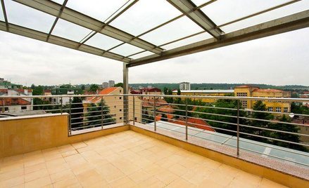 NSA: zabudowa tarasu lub balkonu możliwa bez zgody wspólnoty