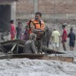 Wzrosła liczba ofiar śmiertelnych i zaginionych w wyniku powodzi błyskawicznej na pograniczu Nepalu 