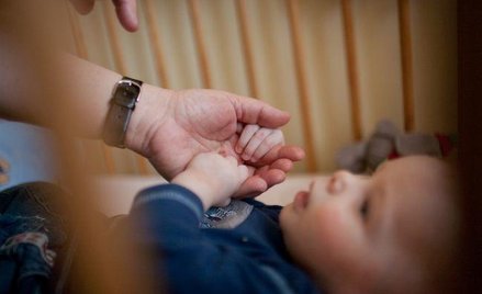 Niespokrewnione rodziny zastępcze - przewaga nad domami dziecka