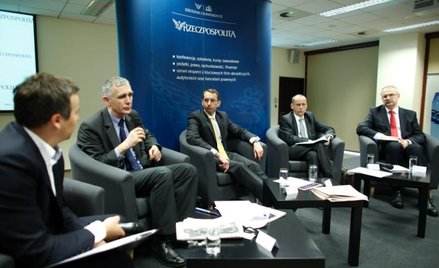 W debacie udział brali (od lewej): wiceminister finansów Maciej Grabowski, Rafał Hajduk, partner Nor