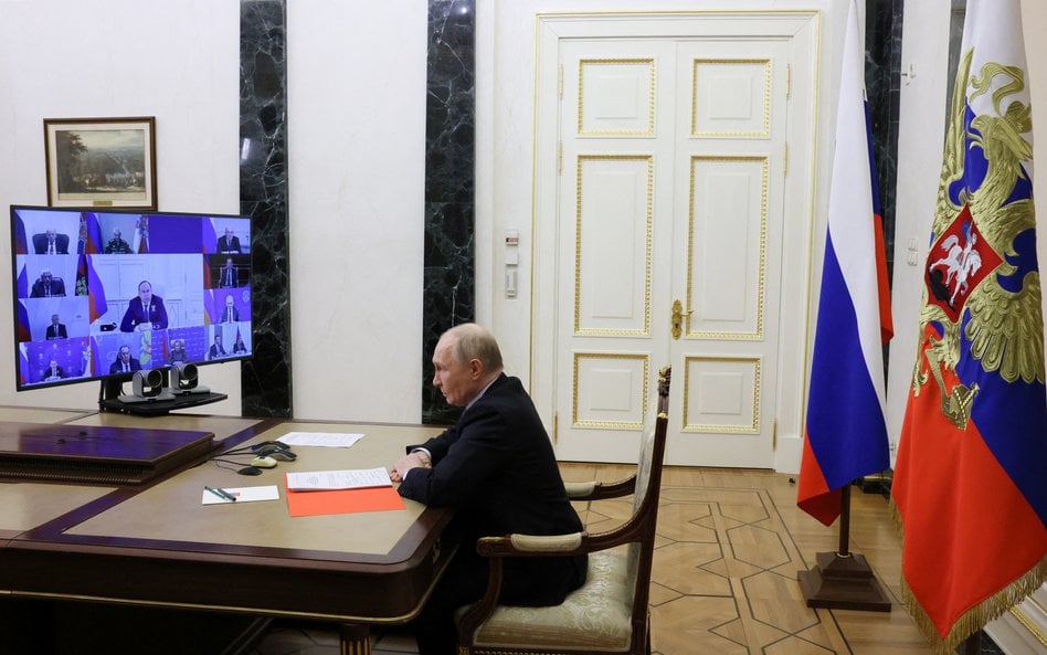 Narada Władimira Putina z doradcami w przeddzień Dnia Zwycięstwa w Rosji