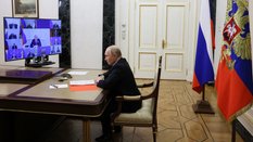 Narada Władimira Putina z doradcami w przeddzień Dnia Zwycięstwa w Rosji