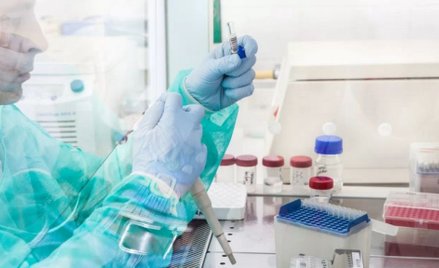 Pierwsza prywatna firma w Polsce rozpoczęła testy na koronawirusa