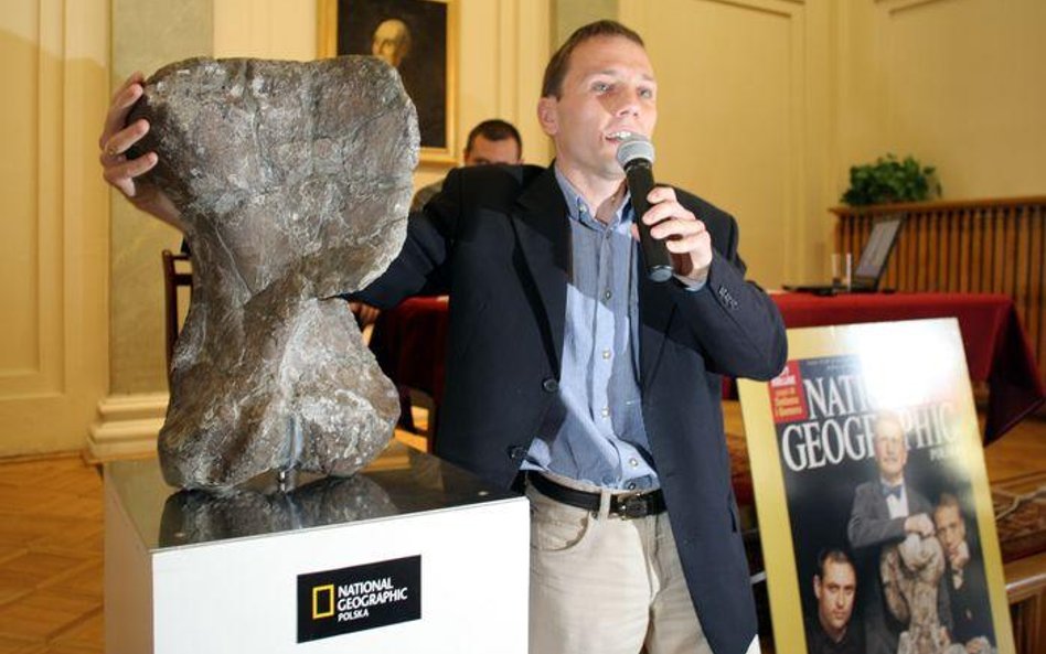 Tomasz Sulej - jeden z odkrywców kości dinozaura