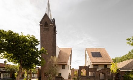 Kościół Julianakerk wybudowano w 1930 r. w Rotterdamie.