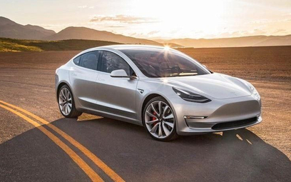 Tesla: Produkcja Modelu 3 ruszy później