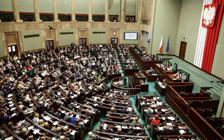 Rząd przedstawił Sejmowi zmiany w systemie emerytalnym.