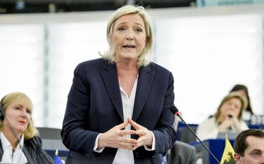 Francja: Były konserwatywny minister przechodzi do partii Le Pen. "Tylko ona jest alternatywą dla Macrona"