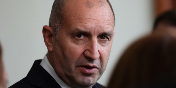 Bułgarski prezydent zawetował nacjonalizację rafinerii Łukoilu. To symboliczny gest