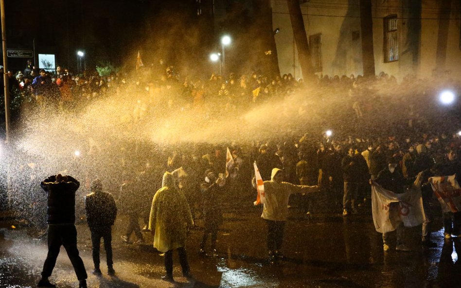 Protesty w Tbilisi