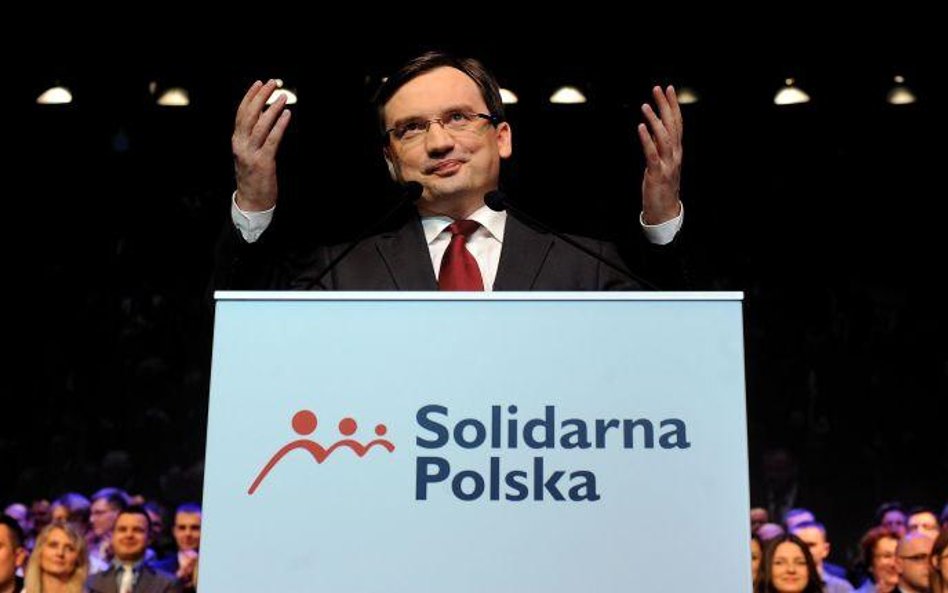 Sondaż: Solidarna Polska może przekroczyć próg wyborczy