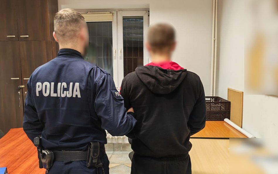 W aucie 35-latka znaleziono ponad 400 gramów narkotyków