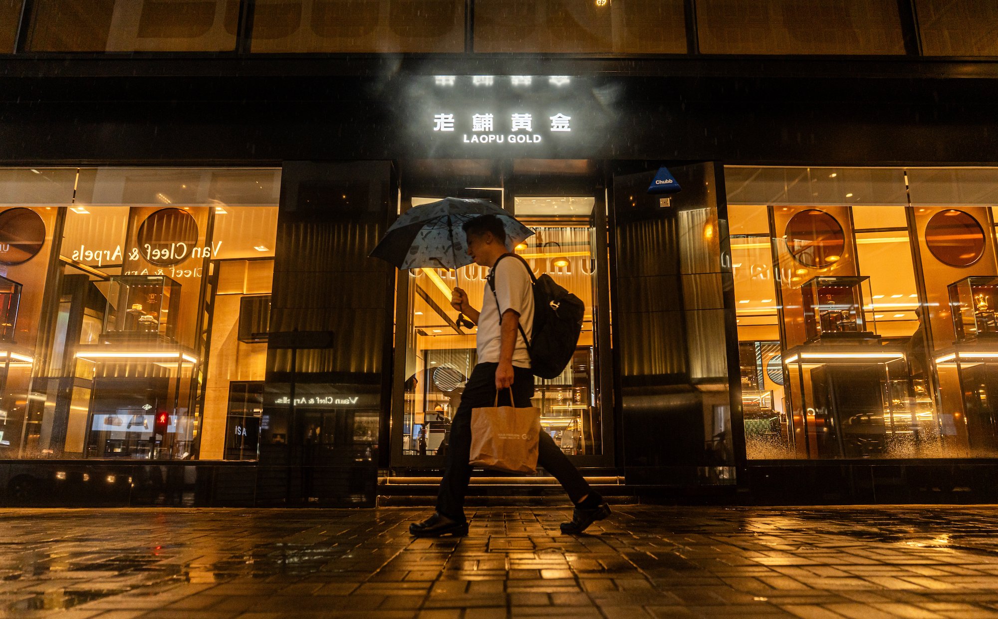 „Chiński Cartier” rośnie w siłę. Wyzwanie rzucone gigantom branży luksusowej