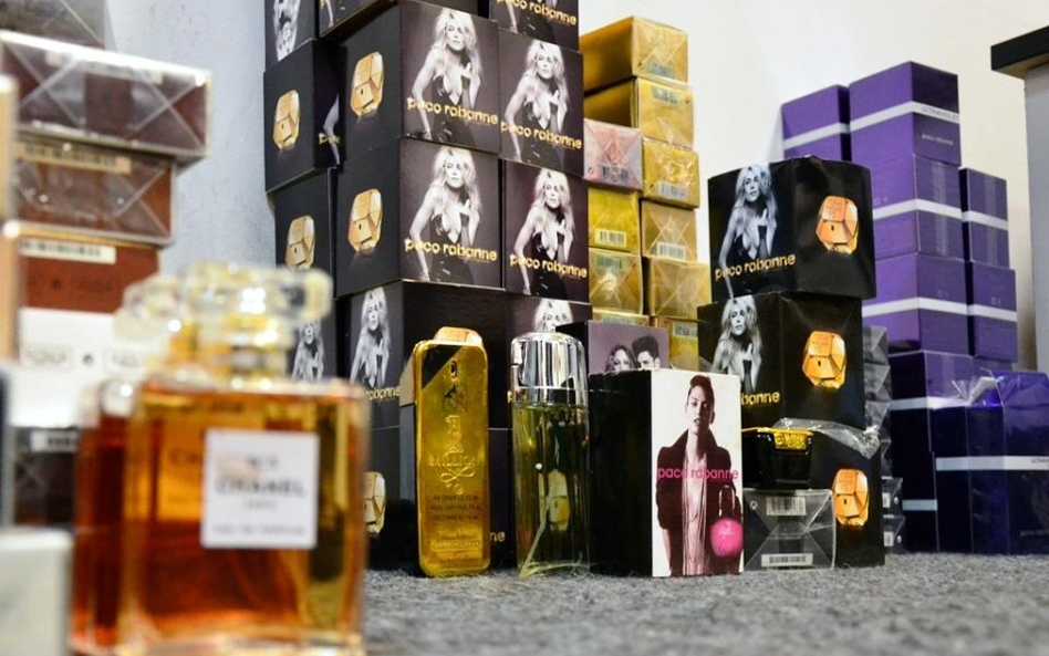 Przechwycili perfumy za ponad pół miliona złotych