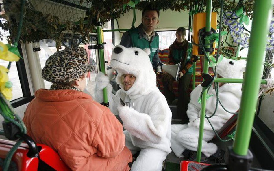 Akcja Greenpeace Polska pod hasłem - 1 proc. na pomoc przyrodzie gardziń