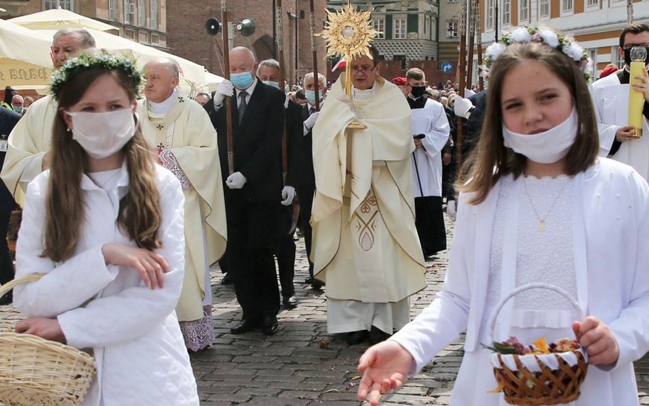 Krzyżak: Państwo pozwala, Kościół nie zabroni