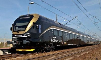 Od 25 czerwca pociągi na trasie między Warszawą a Krakowem będą kursować cztery razy dziennie w każd