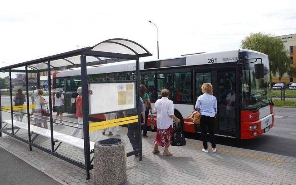 Przystanki za zróżnicowaną opłatą