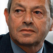 Henryk Orfinger znów powierzył kierowanie swą firmą wynajętemu menedżerowi, ale tym razem nie zrezyg