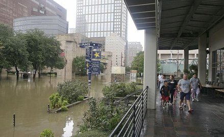 Houston pełne deszczu, ale bez samolotów