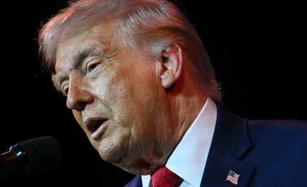 Ropa z Wenezueli tylko za pośrednictwem USA. Dlatego ma być po 50 dolarów