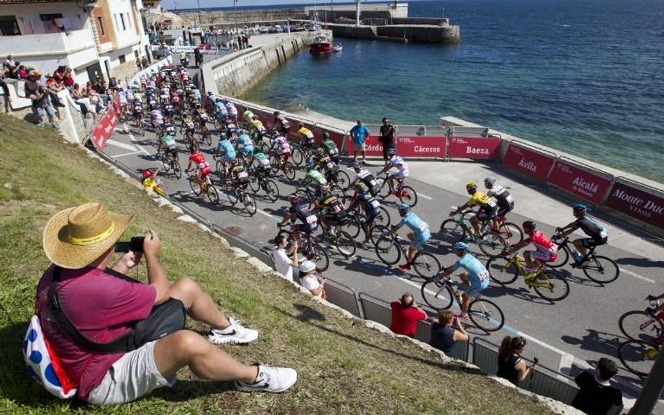 Vuelta a Espana: Bodnar drugi. Spadek Majki
