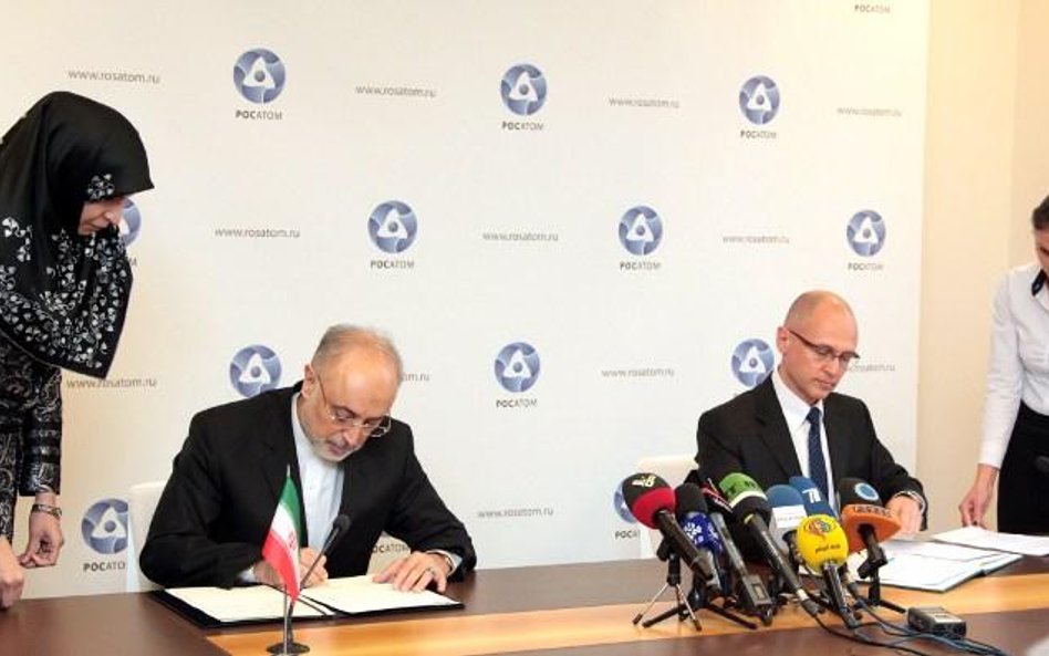 Rosja wybuduje w Iranie kilka reaktorów atomowych