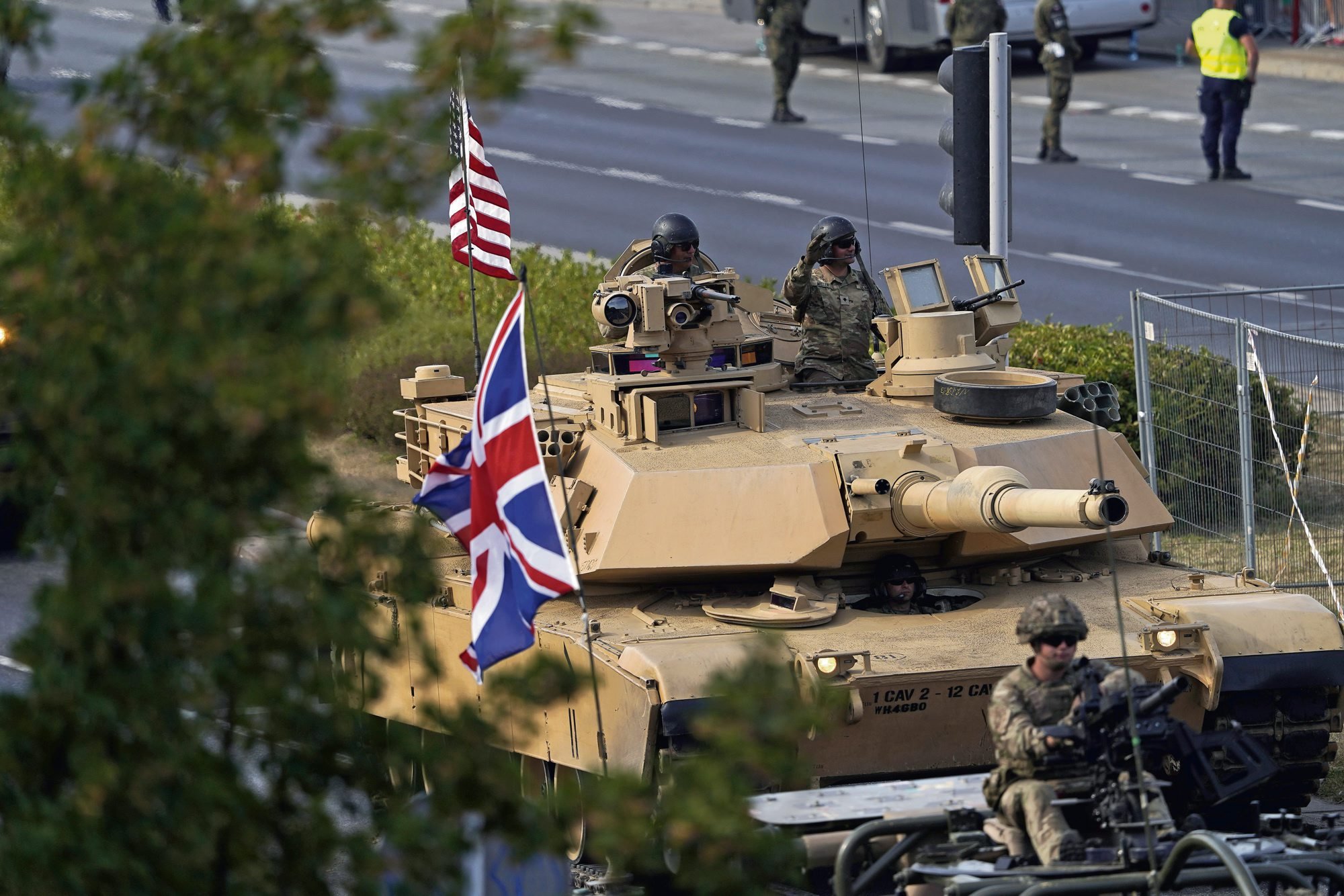 Polska może być narzędziem w ręku Trumpa. Jesteśmy w pułapce między Europą a USA