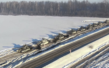 Rosyjskie czołgi biorące udział w ćwiczeniach w pobliżu Ukrainy