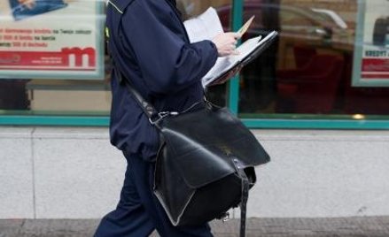 Listonosz zawsze przychodzi z wymówieniem dwa razy