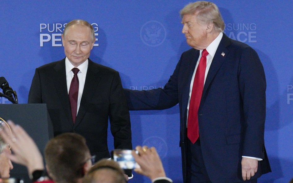 Władimir Putin i  Donald Trump  w bazie wojskowej Elmendorf-Richardson w Anchorage na Alasce, 15 sie