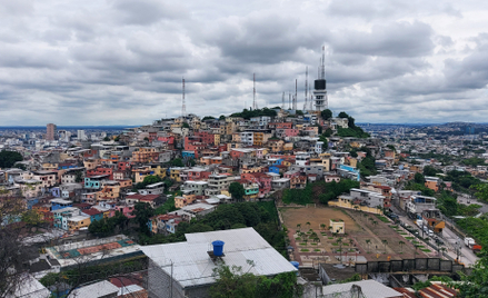 Guayaquil to największe miasto Ekwadoru i jego największy port. To właśnie stąd w swoją podróż po św