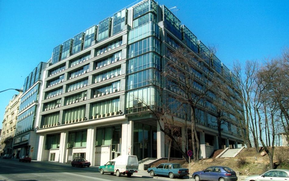 Warszawa zaczyna od wzrostów