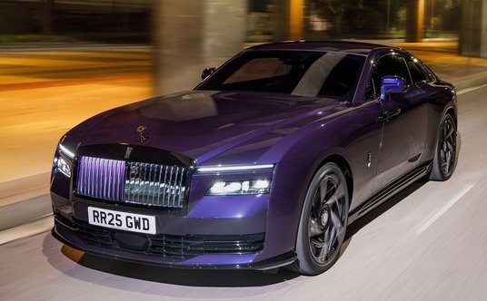 Rolls-Royce Spectre Black Badge