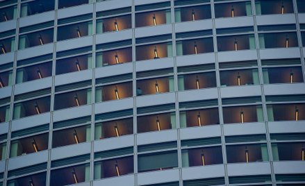 Czy deficyt opowierzchni biurowych zaszkodzi usługom dla biznesu?